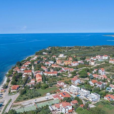 Apartment Complex Orzan Lovrecica Экстерьер фото