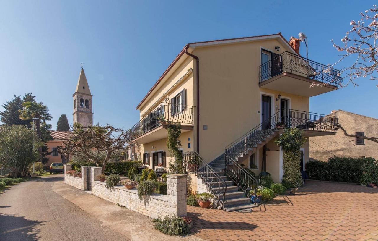 Apartment Complex Orzan Lovrecica Экстерьер фото